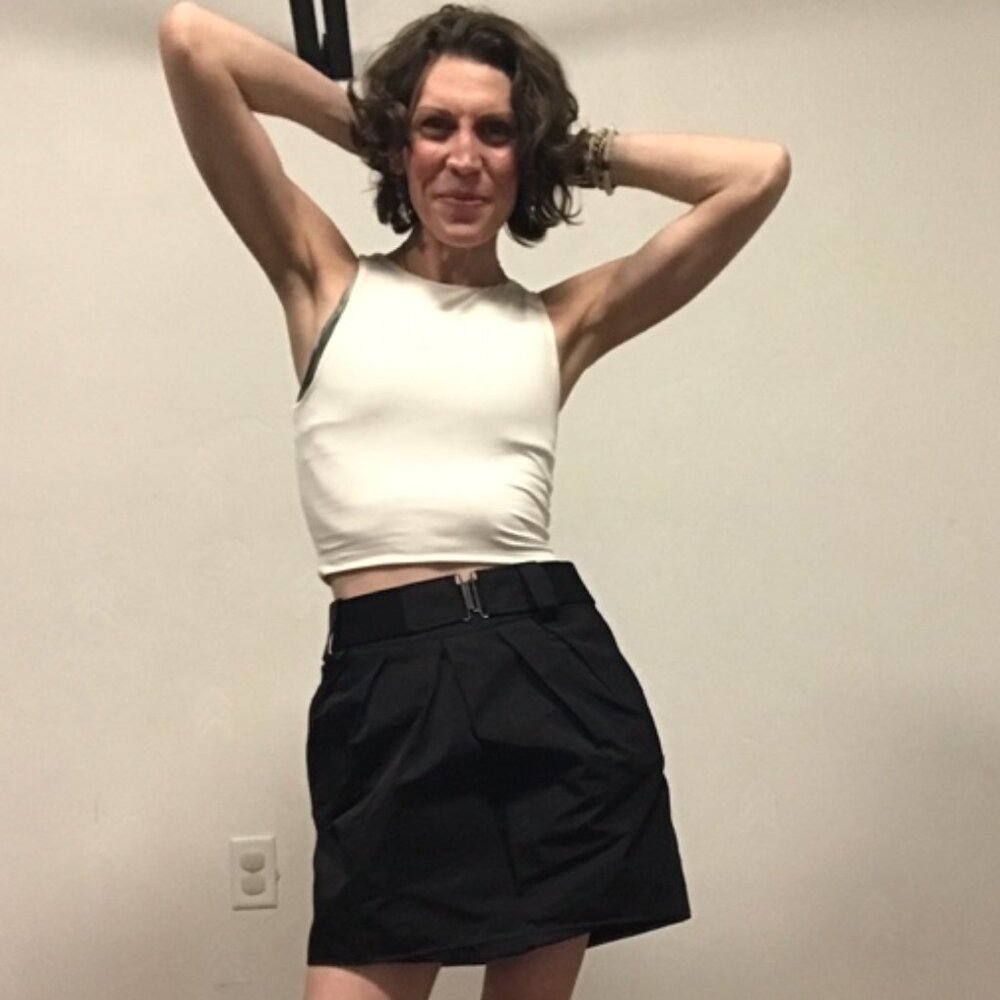 High-waisted Black Bubble Skirt
